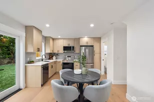 3110 SW 97th St, Seattle, WA 98126 - Photo 7