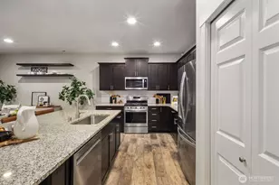 10503 35th St NE, Lake Stevens, WA 98258 - Photo 5