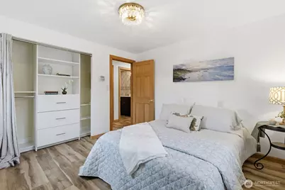 15304 Larch Way, Lynnwood, WA 98087 - Photo 23