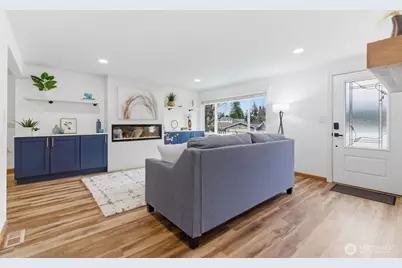 15304 Larch Way, Lynnwood, WA 98087 - Photo 7