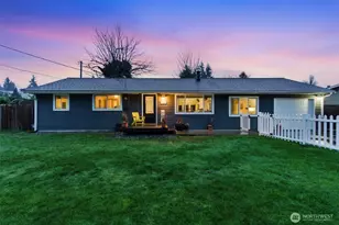 15304 Larch Way, Lynnwood, WA 98087 - Photo 1