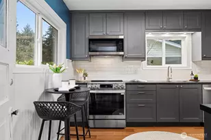 125 34th St, Bellingham, WA 98225 - Photo 17