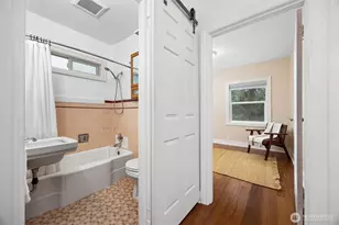 125 34th St, Bellingham, WA 98225 - Photo 25