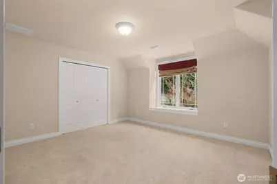 5899 153rd Avenue SE, Bellevue, WA 98006 - Photo 27