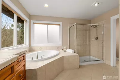 5899 153rd Avenue SE, Bellevue, WA 98006 - Photo 23