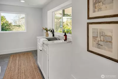 505 W Kinnear Place, Seattle, WA 98119 - Photo 19