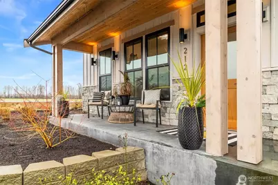 212 Riverwalk Drive, Lynden, WA 98264 - Photo 3