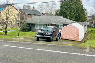 13348 32nd Ave S, Tukwila, WA 98168 - Photo 1