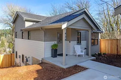 438 20th Ave, Kirkland, WA 98033 - Photo 1