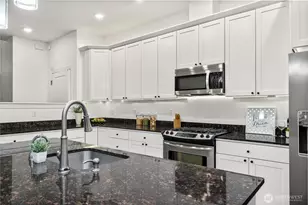 20709 NE 79th St, Redmond, WA 98053 - Photo 11