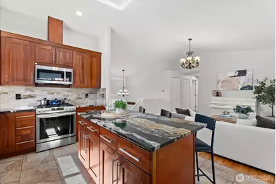 2431 110th Dr SE, Lake Stevens, WA 98258 - Photo 9