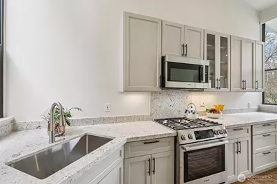 1220 80th Place NE, Medina, WA 98039 - Photo 17