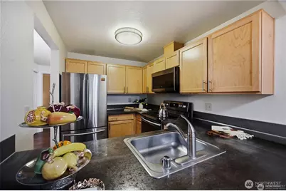 12515 NE 116th Street #B11, Kirkland, WA 98034 - Photo 17