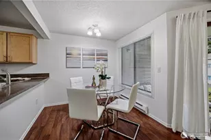 12515 NE 116th St, Kirkland, WA 98034 - Photo 11