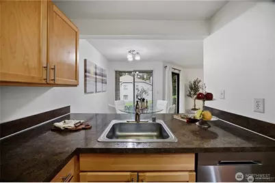 12515 NE 116th Street #B11, Kirkland, WA 98034 - Photo 19