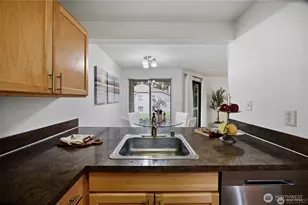12515 NE 116th St, Kirkland, WA 98034 - Photo 19