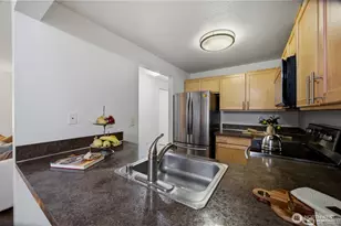 12515 NE 116th St, Kirkland, WA 98034 - Photo 17