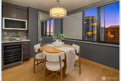 2100 3rd Avenue #1703, Seattle, WA 98121 - Photo 19