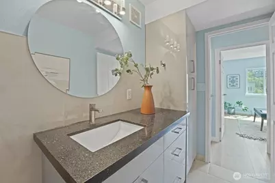 308 E Republican Street #703, Seattle, WA 98102 - Photo 17