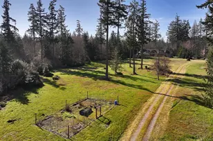 3858 Resort Rd, Greenbank, WA 98253 - Photo 37