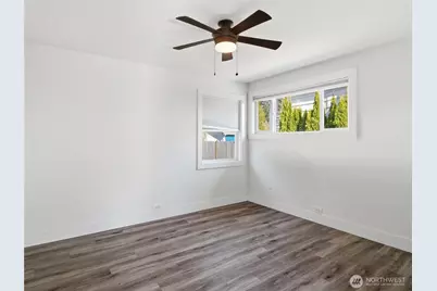 2016 Dickinson Avenue NW, Olympia, WA 98502 - Photo 17