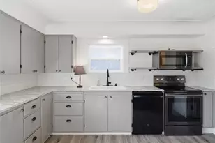 2016 Dickinson Ave NW, Olympia, WA 98502 - Photo 13