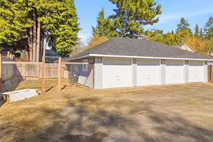 2016 Dickinson Ave NW, Olympia, WA 98502 - Photo 29