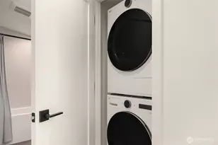 12002 20th Street NE, Seattle, WA 98125 - Photo 17