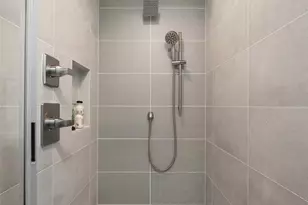 12002 20th Street NE, Seattle, WA 98125 - Photo 23