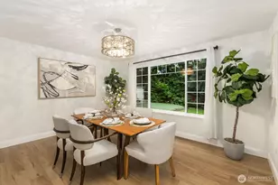 18505 NE 26th St, Redmond, WA 98052 - Photo 9