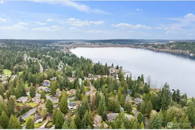 18505 NE 26th Street, Redmond, WA 98052 - Photo 37