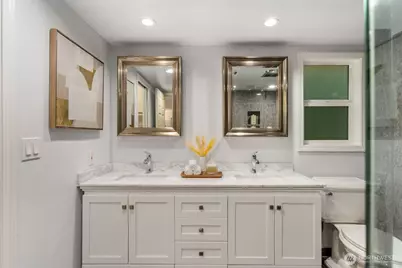 18505 NE 26th Street, Redmond, WA 98052 - Photo 27