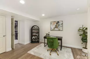 18505 NE 26th St, Redmond, WA 98052 - Photo 15