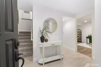 18505 NE 26th Street, Redmond, WA 98052 - Photo 5