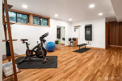 4851 88th Place SE, Mercer Island, WA 98040 - Photo 19