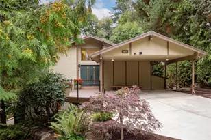 4851 88th Pl SE, Mercer Island, WA 98040 - Photo 1