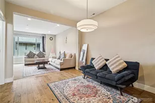 301 S 47th St, Renton, WA 98055 - Photo 9