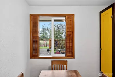 20952 Dry Slough Road, Mount Vernon, WA 98273 - Photo 11