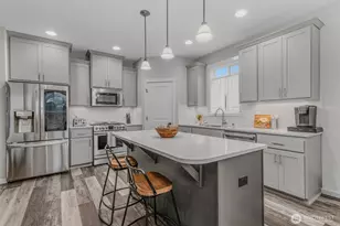 10215 NE 104th St, Vancouver, WA 98662 - Photo 9