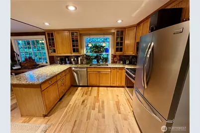 3813 70th Avenue NW, Gig Harbor, WA 98335 - Photo 9