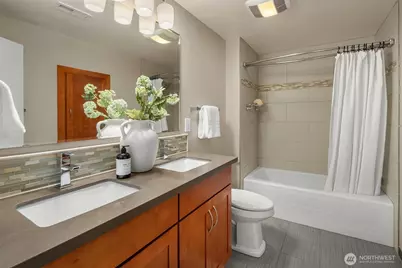 16705 27th Avenue SW, Burien, WA 98166 - Photo 27