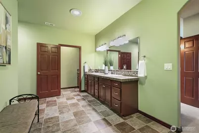 2205 S 88th Avenue, Yakima, WA 98903 - Photo 17