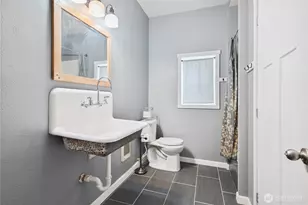 180 Trinity Dr, Castle Rock, WA 98611 - Photo 25