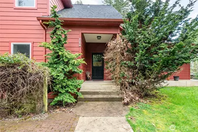 180 Trinity Drive, Castle Rock, WA 98611 - Photo 3