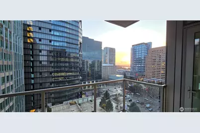 10650 NE 9th Place #1820, Bellevue, WA 98004 - Photo 15