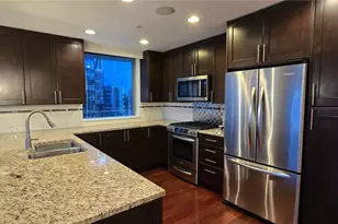 10650 NE 9th Pl, Bellevue, WA 98004 - Photo 9