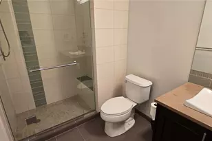 10650 NE 9th Pl, Bellevue, WA 98004 - Photo 3