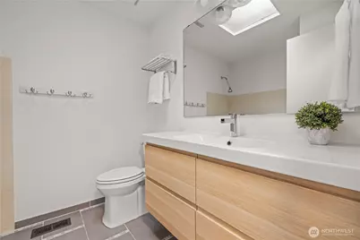 13666 18th Avenue SW, Burien, WA 98166 - Photo 23