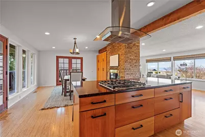 13666 18th Avenue SW, Burien, WA 98166 - Photo 15