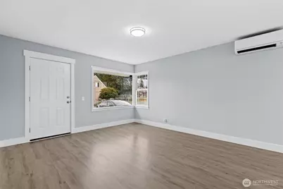 817 114th Street S, Tacoma, WA 98444 - Photo 17